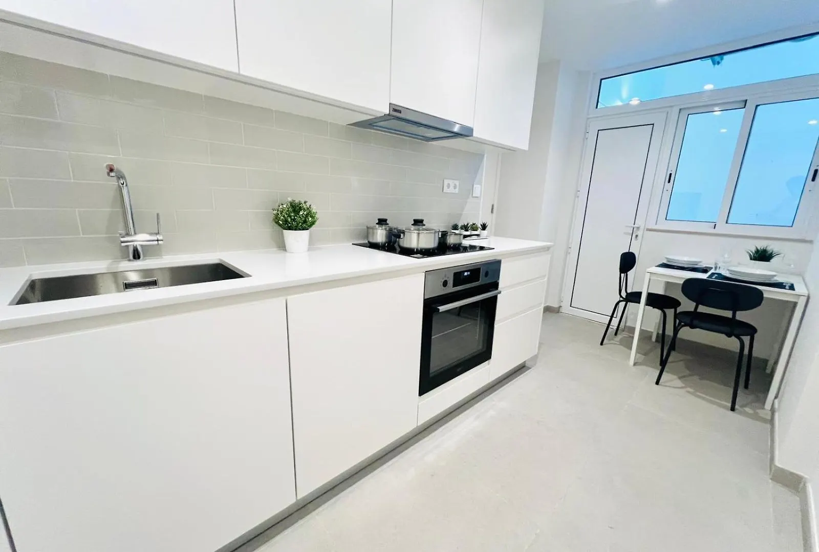 Luxury Central Lisbon Rooms, Best Location For Tourists