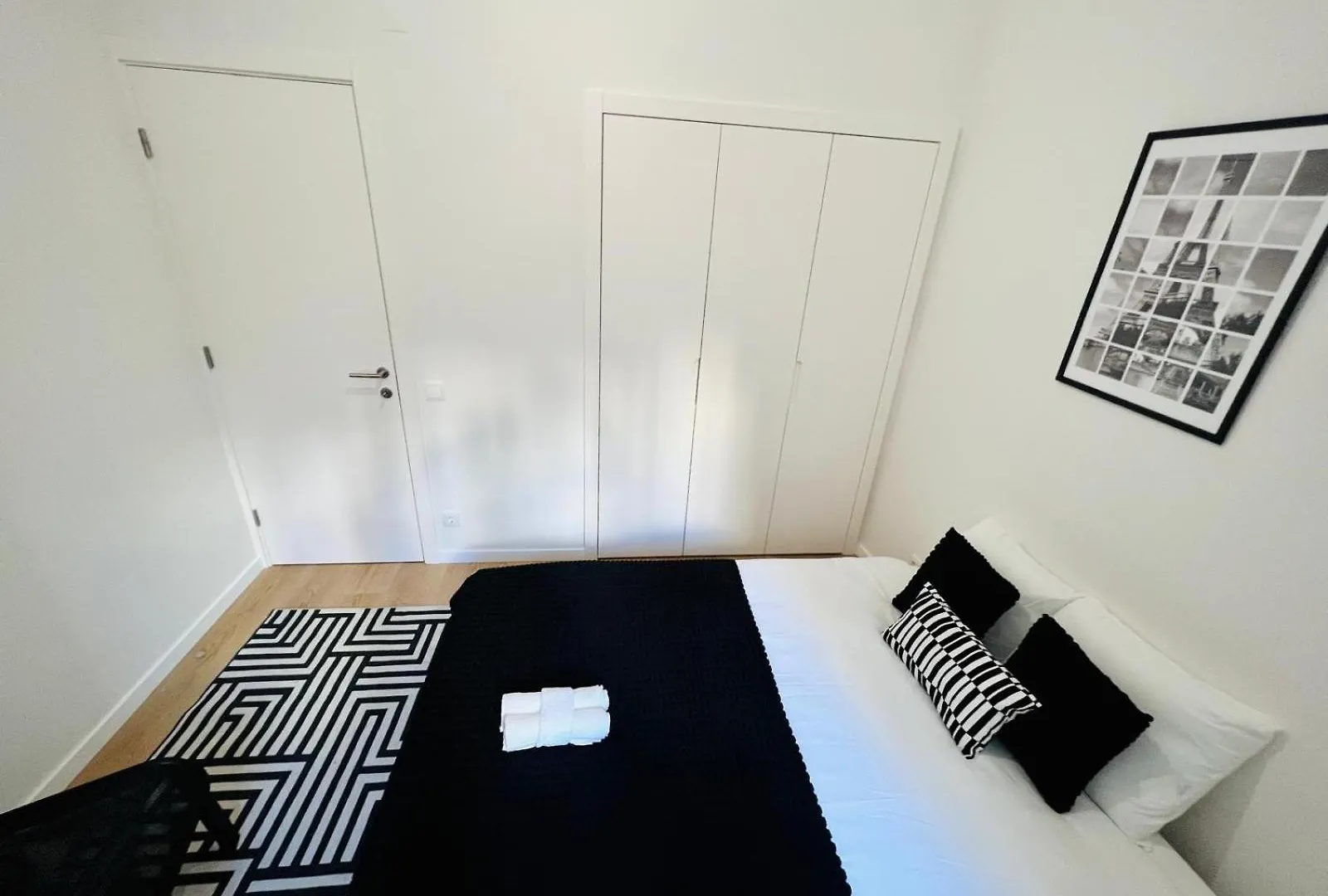 Luxury Central Lisbon Rooms, Best Location For Tourists Portugal