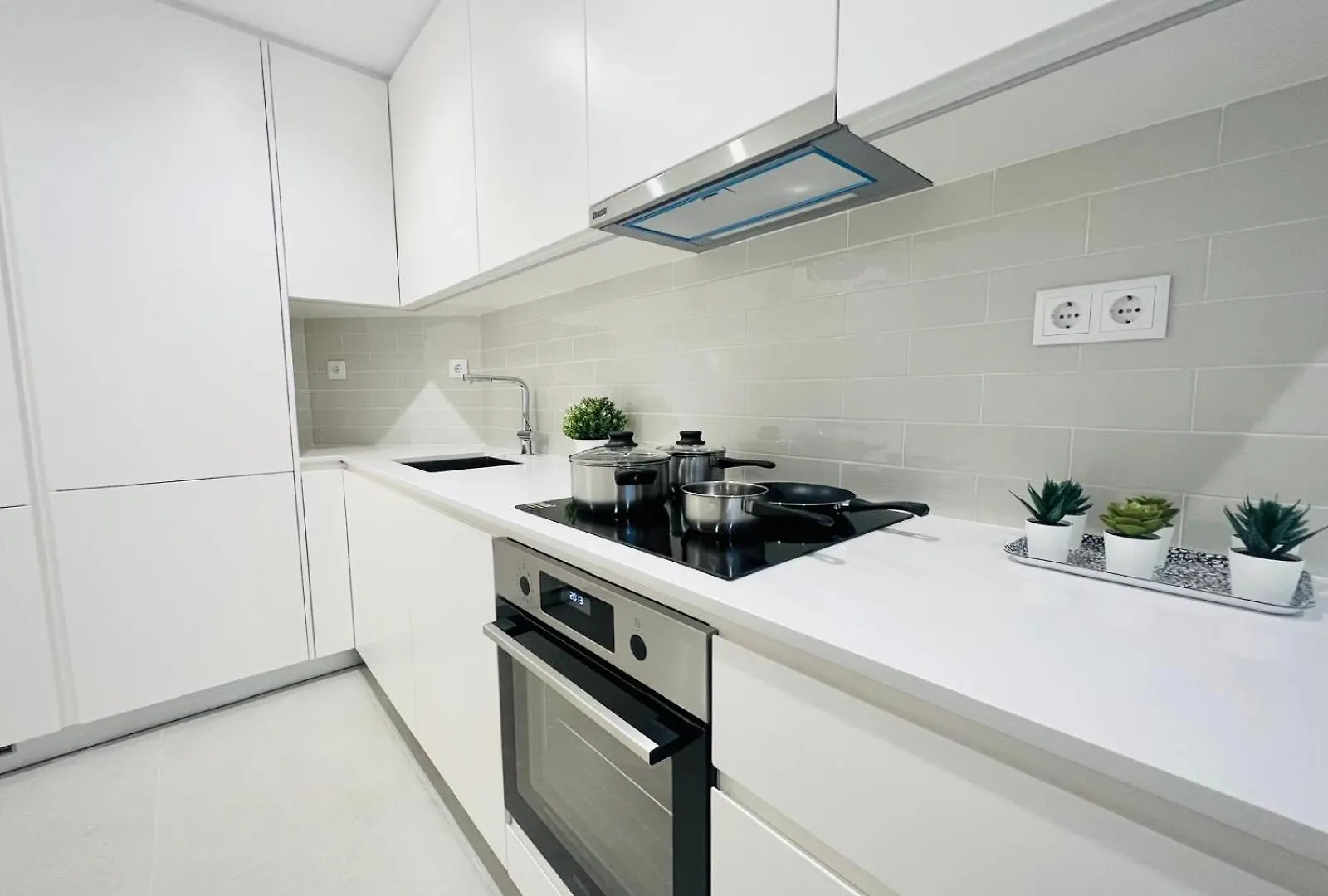 Luxury Central Lisbon Rooms, Best Location For Tourists